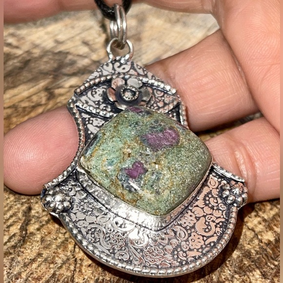 Ruby Fuchsite Pendant 2 1/2” - Picture 5 of 8